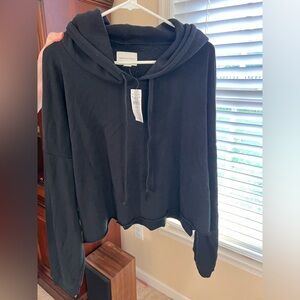 American eagle cropped black hoodie